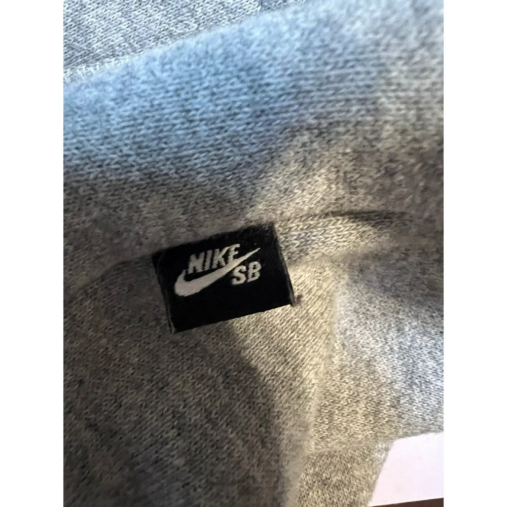 Nike sb grey